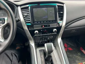 Mitsubishi Montero Sport 2025 Noir Mat