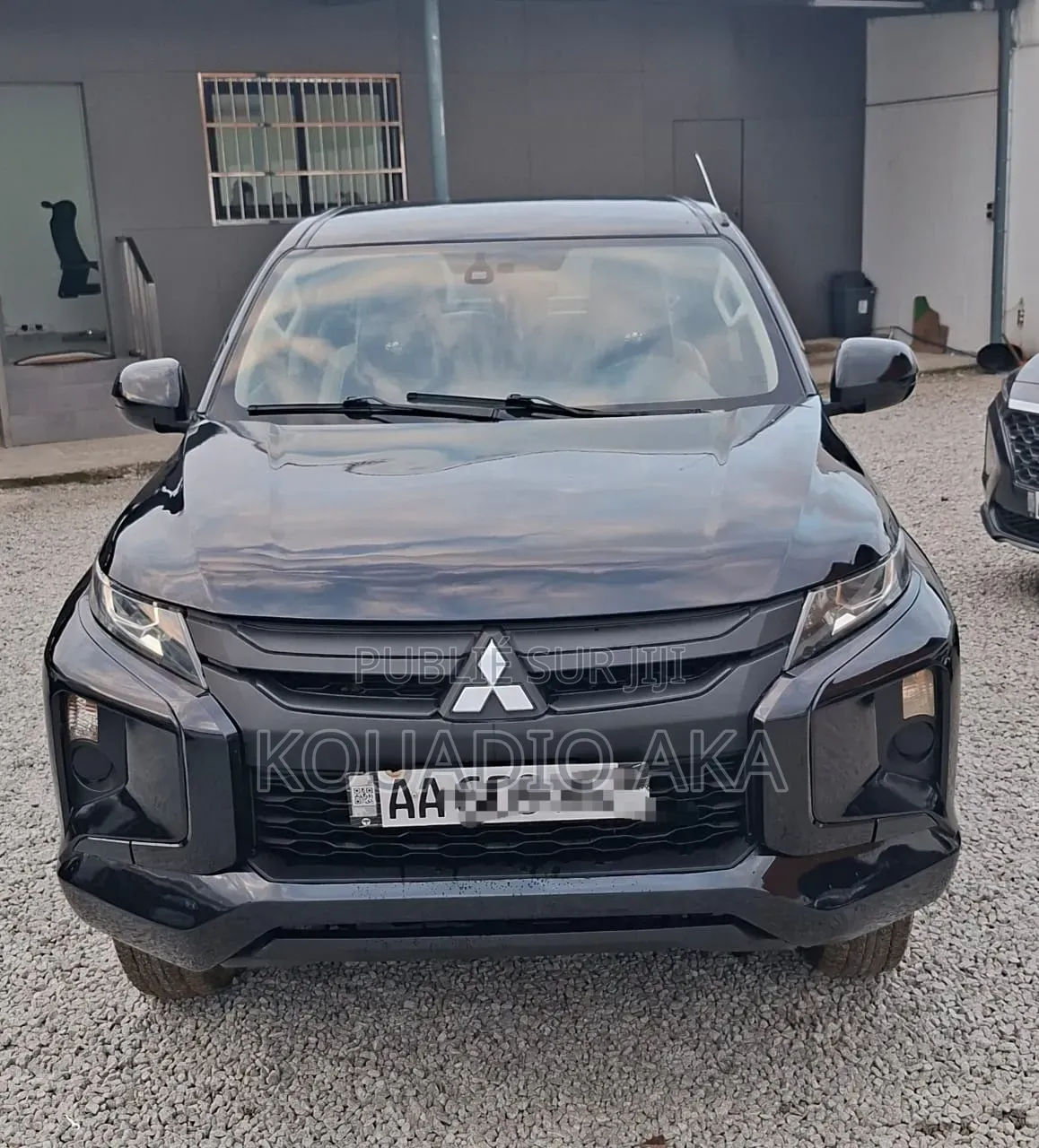 Mitsubishi L200 2022 Noir Mat
