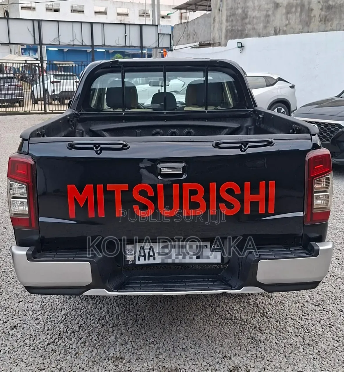 Mitsubishi L200 2022 Noir Mat