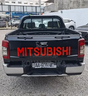 Mitsubishi L200 2022 Noir Mat