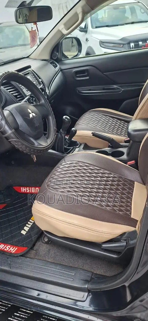 Mitsubishi L200 2022 Noir Mat