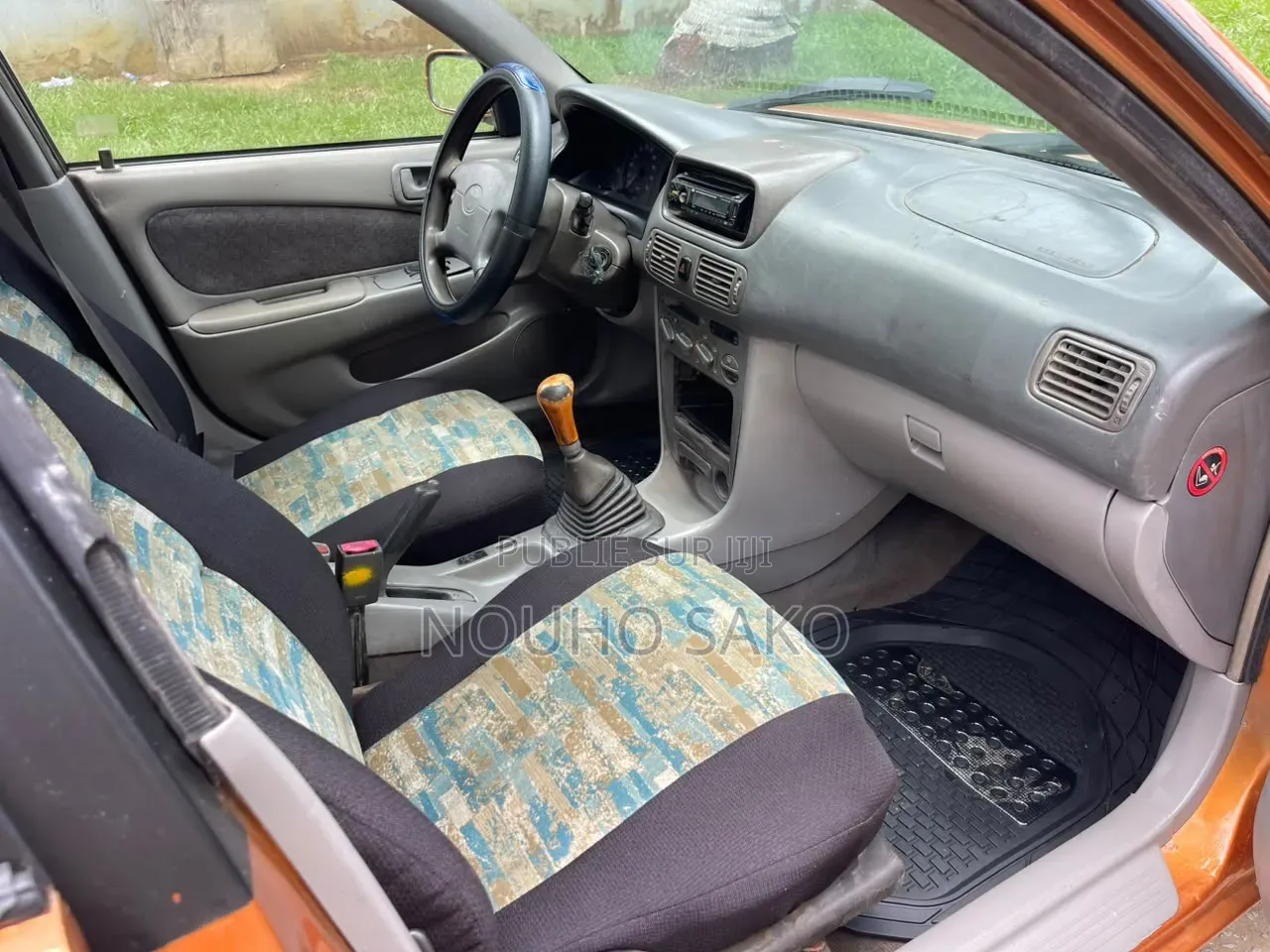 Toyota Corolla 2002 Orange