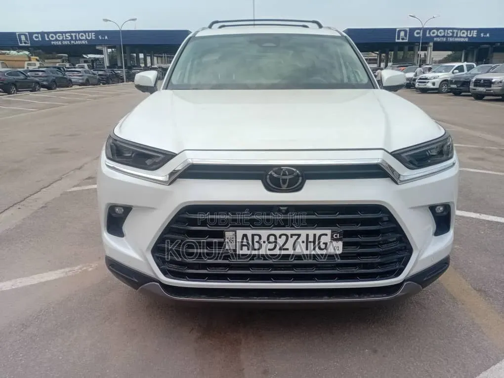 Toyota Grand Highlander Hybrid Limited AWD 2024 Blanc cassé