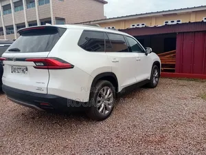 Toyota Grand Highlander Hybrid Limited AWD 2024 Blanc cassé