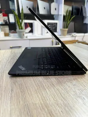 Nouveau Lenovo ThinkPad x13 Yoga 16GB Intel Core i7 SSD 512GB