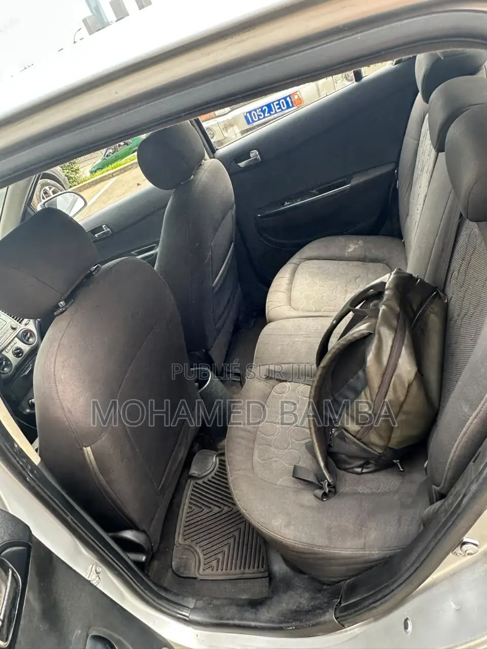 Hyundai i20 1.4 Dual VTVT Petrol (AT) 2013 Gris