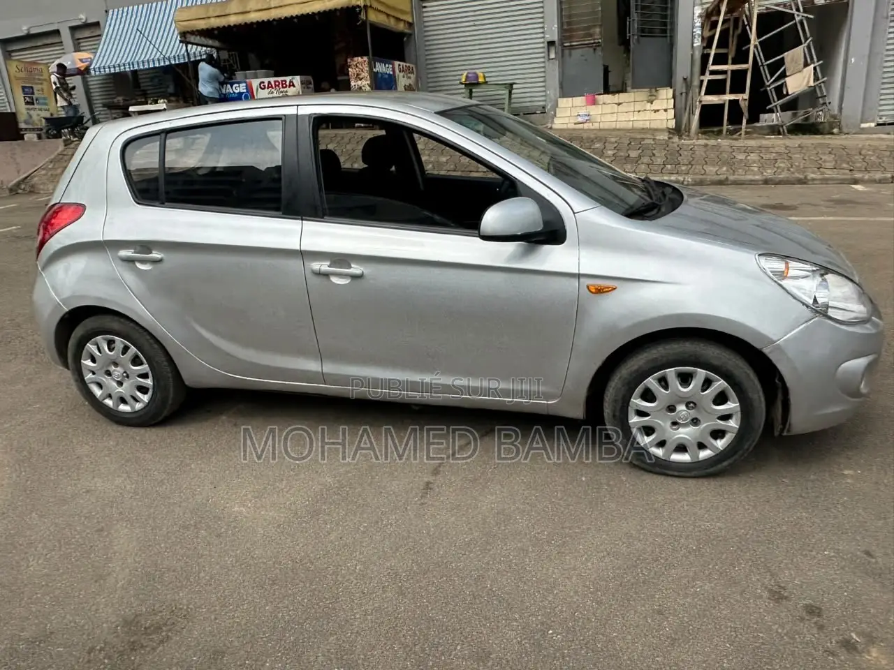 Hyundai i20 1.4 Dual VTVT Petrol (AT) 2013 Gris