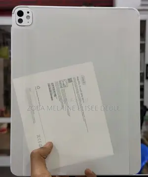 Nouveau Apple iPad Pro 13 (2025) 256 GB Gris