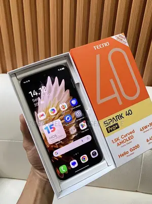 Nouveau Tecno Spark 40 Pro+ 256 GB Blanc