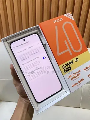 Nouveau Tecno Spark 40 Pro+ 256 GB Blanc