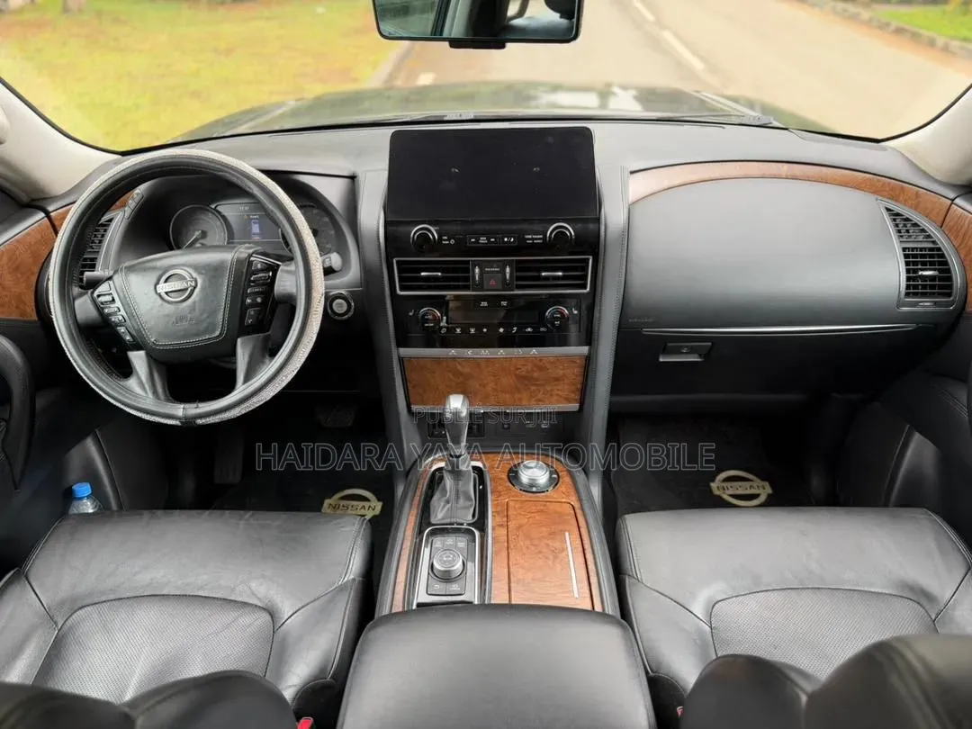 Nissan Patrol 2023 Noir