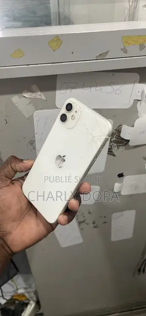 Pomme iPhone 11 64 GB Blanc