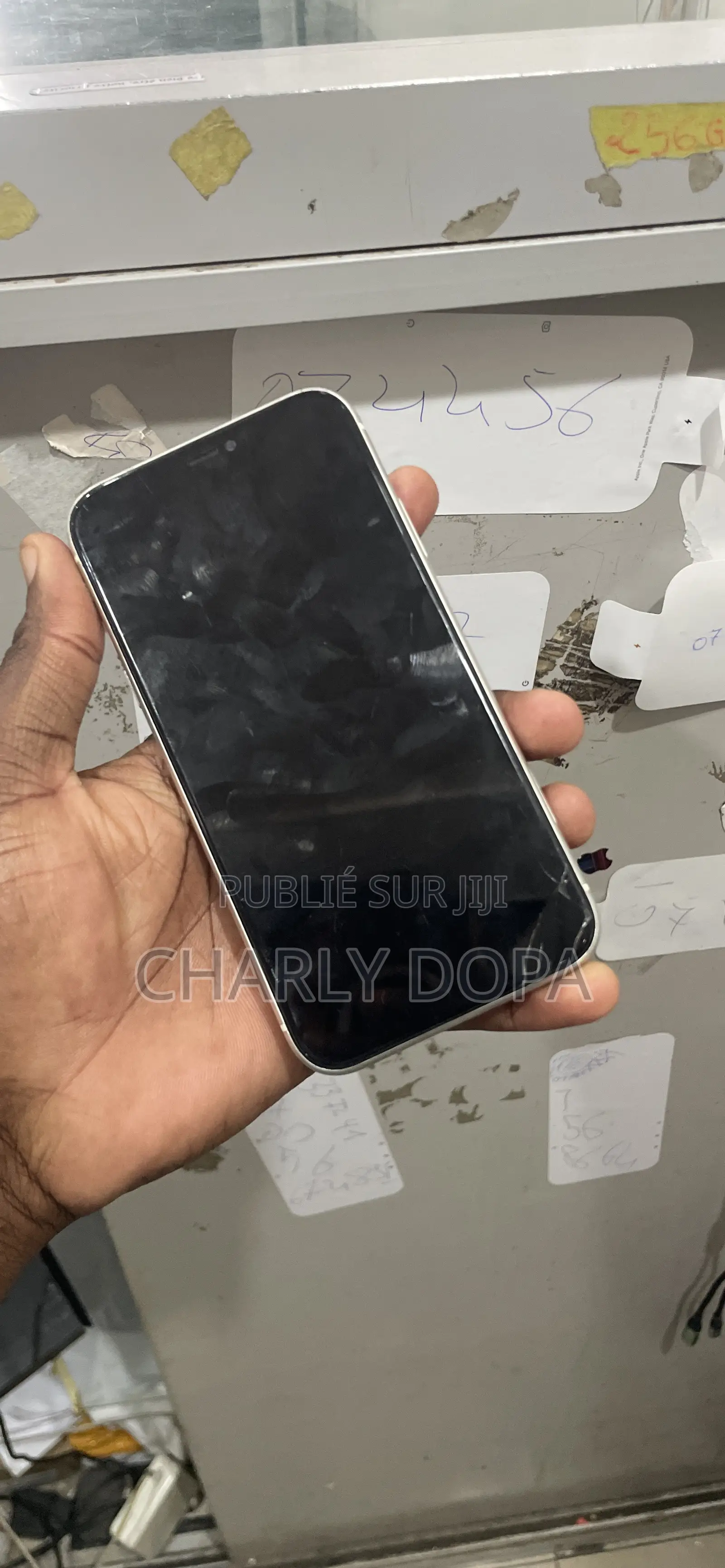 Pomme iPhone 11 64 GB Blanc