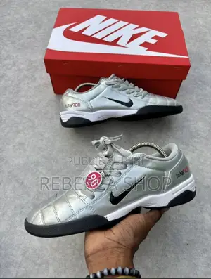 Chaussures Total 90