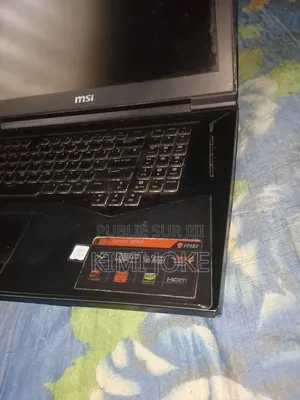 Ordinateur portable MSI GT75 Titan 8RG 32GB Intel Core i9 SSD 1T