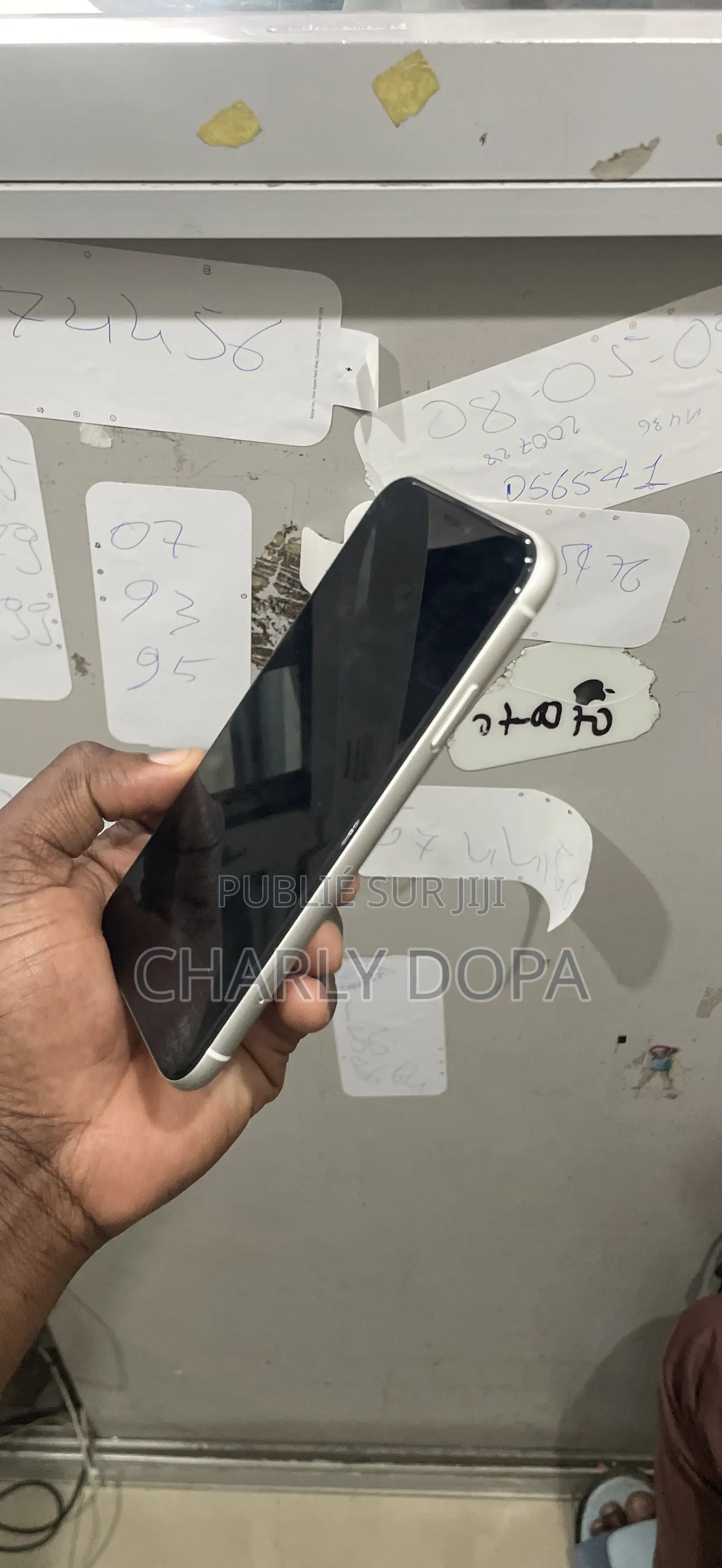 Pomme iPhone 11 64 GB Blanc