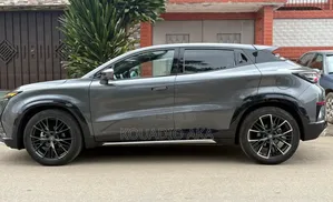 Changan UNI-T 2.0 FWD 2023 Gris