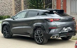 Changan UNI-T 2.0 FWD 2023 Gris