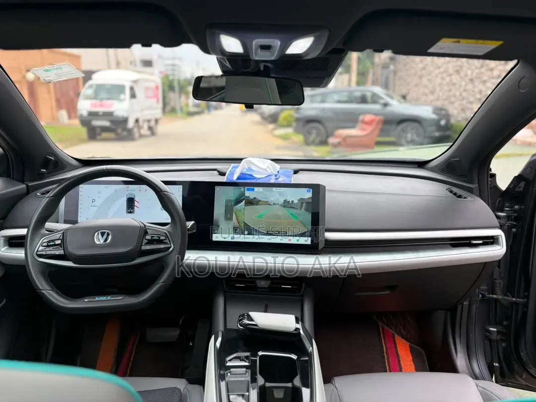 Changan UNI-T 2.0 FWD 2023 Gris