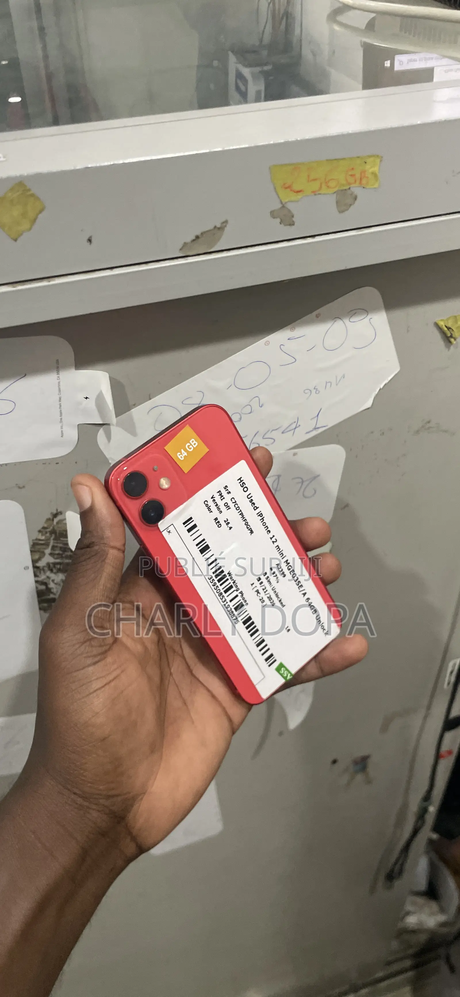 Pomme iPhone 12 mini 128 GB Rouge