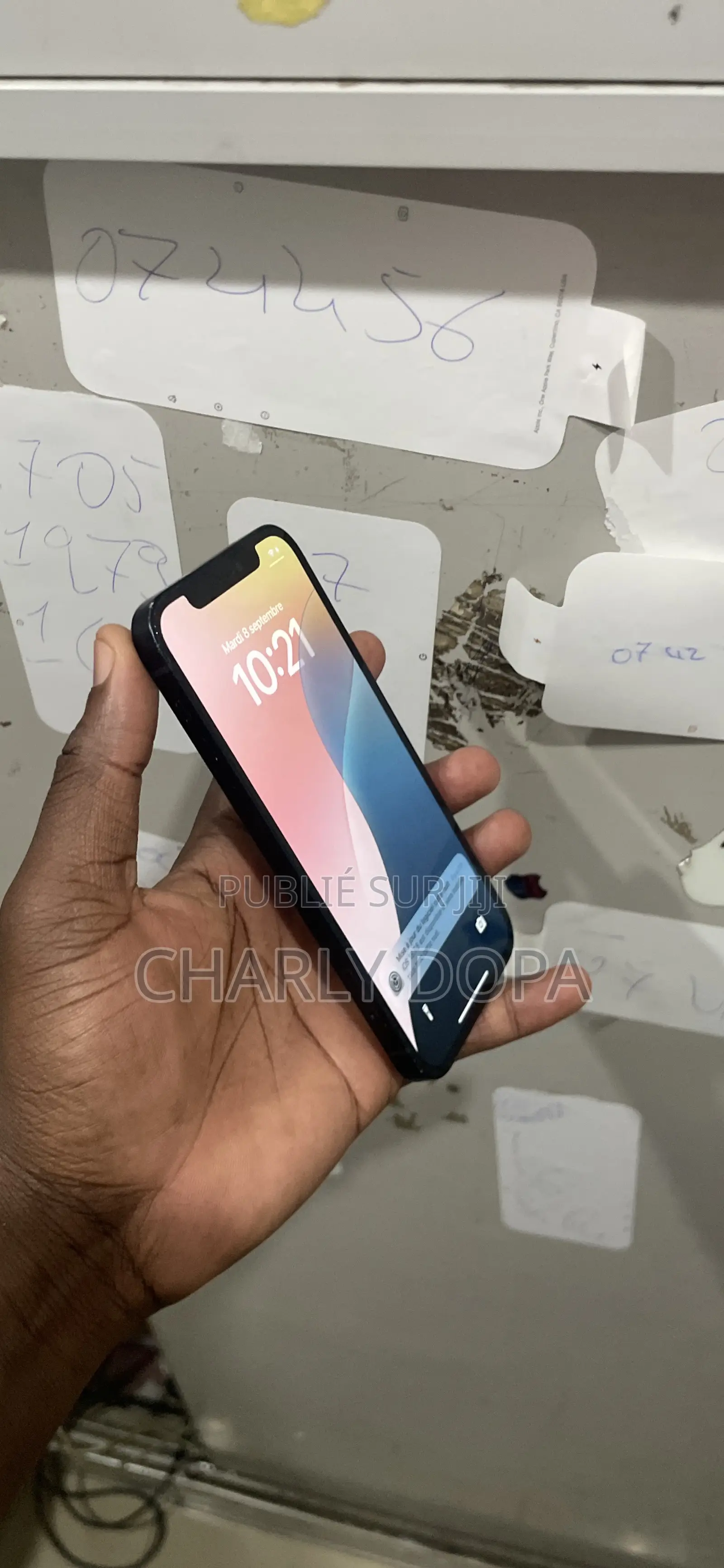Pomme iPhone 12 64 GB Vert