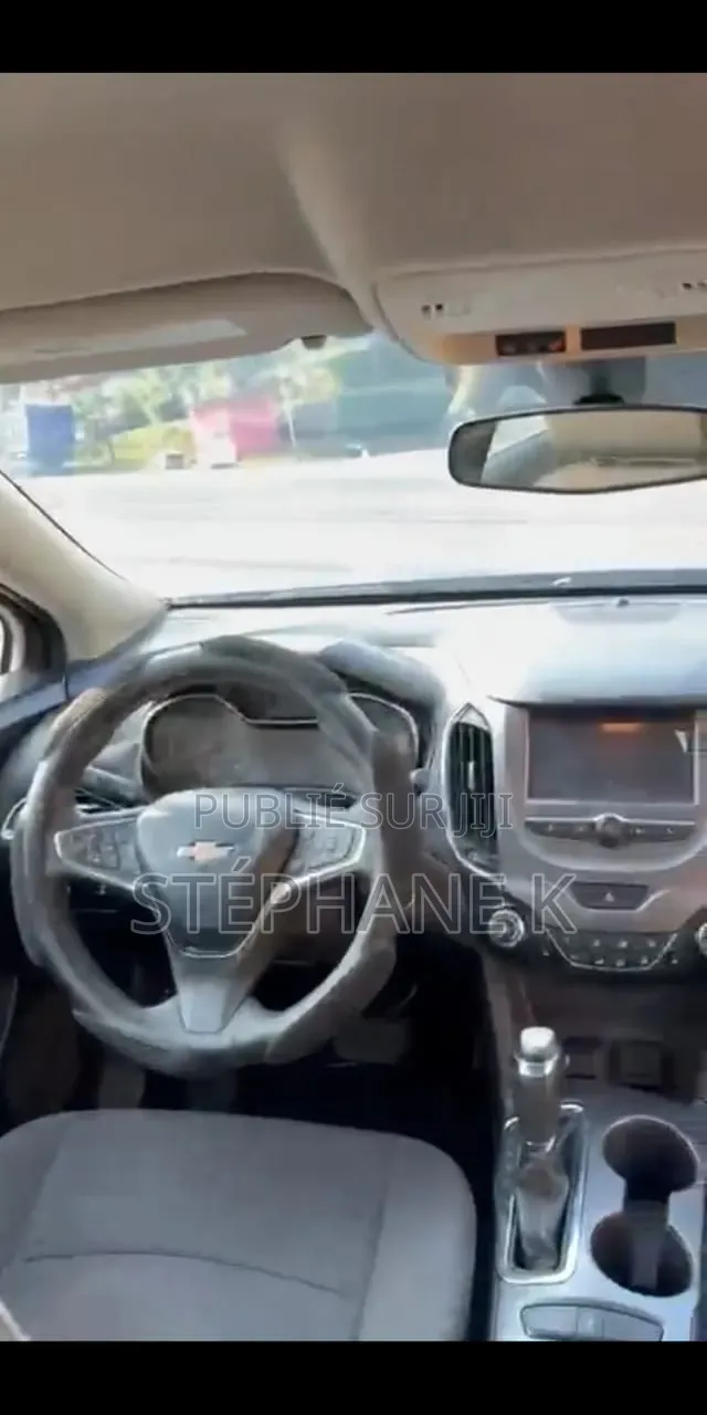 Chevrolet Cruze 2018 Noir