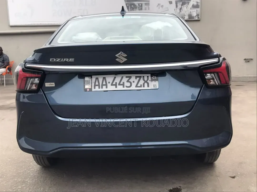 Nouveau Suzuki Dzire 2025 Bleu