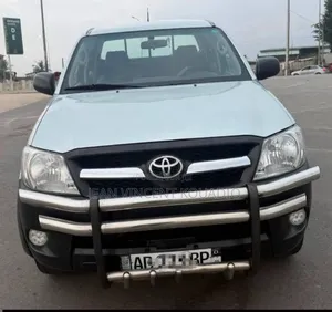 Toyota Hilux 2016 Blanc cassé
