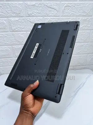 Ordinateur portable Dell Latitude 5300 8GB Intel Core i5 SSD 512GB
