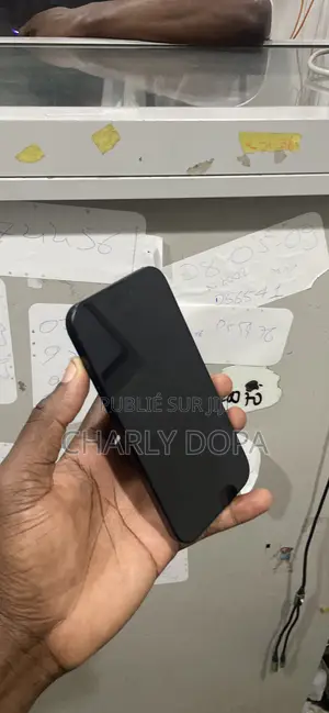 Pomme iPhone 16 128 GB Noir