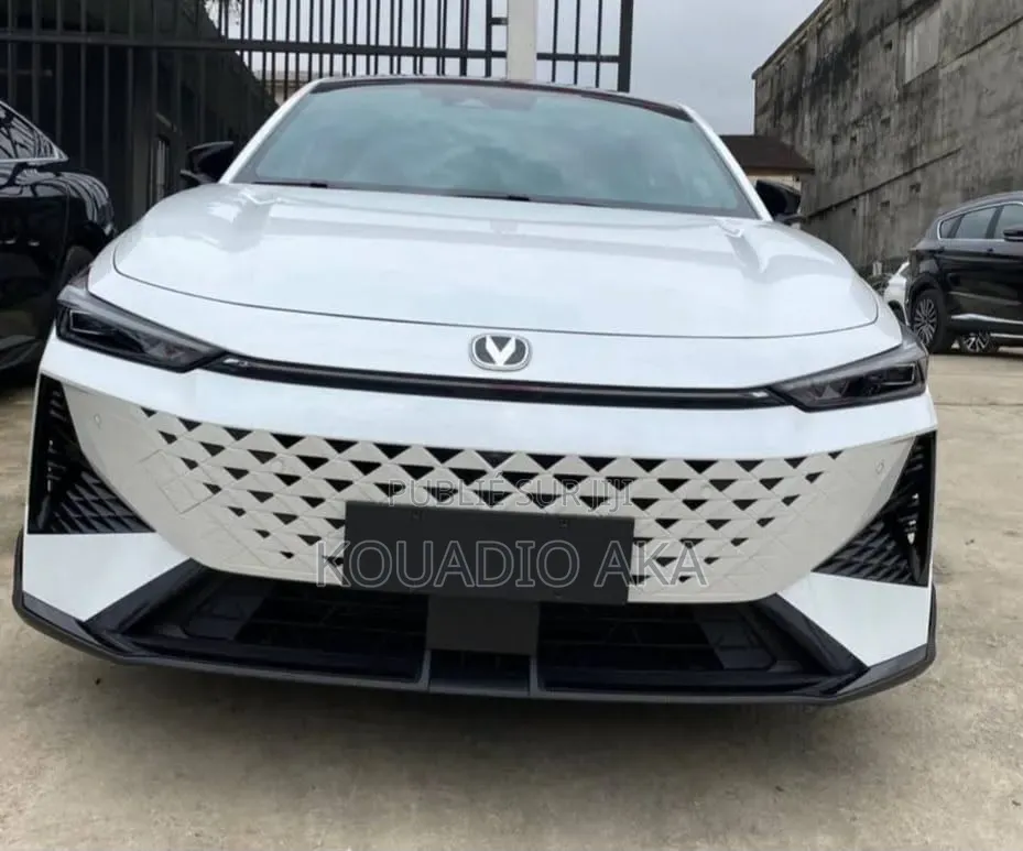 Changan UNI-V 2025 Blanc