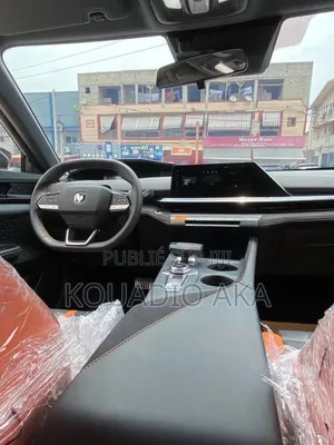 Changan UNI-V 2025 Blanc