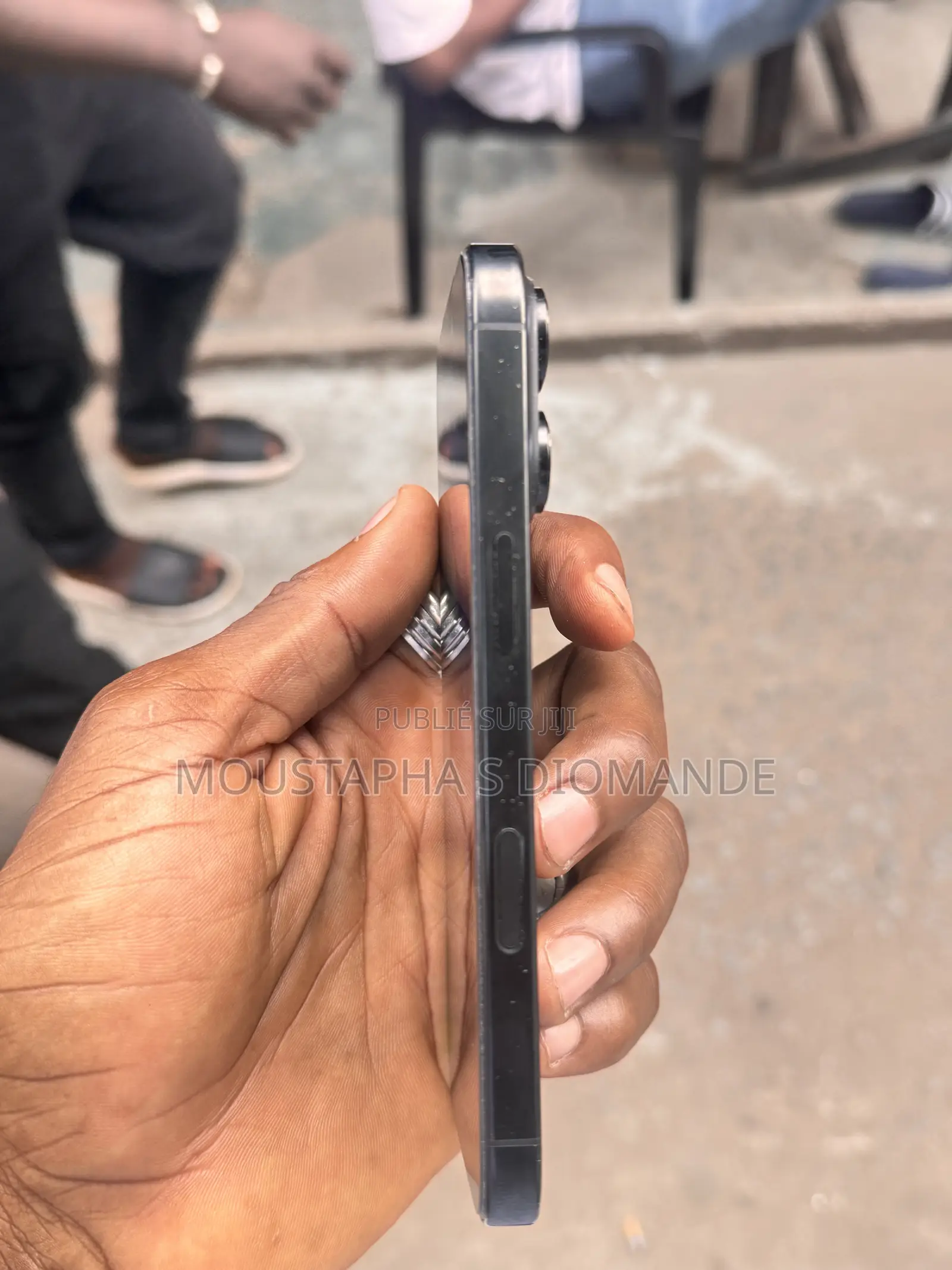 Nouveau Pomme iPhone 16 Pro 128 GB Noir
