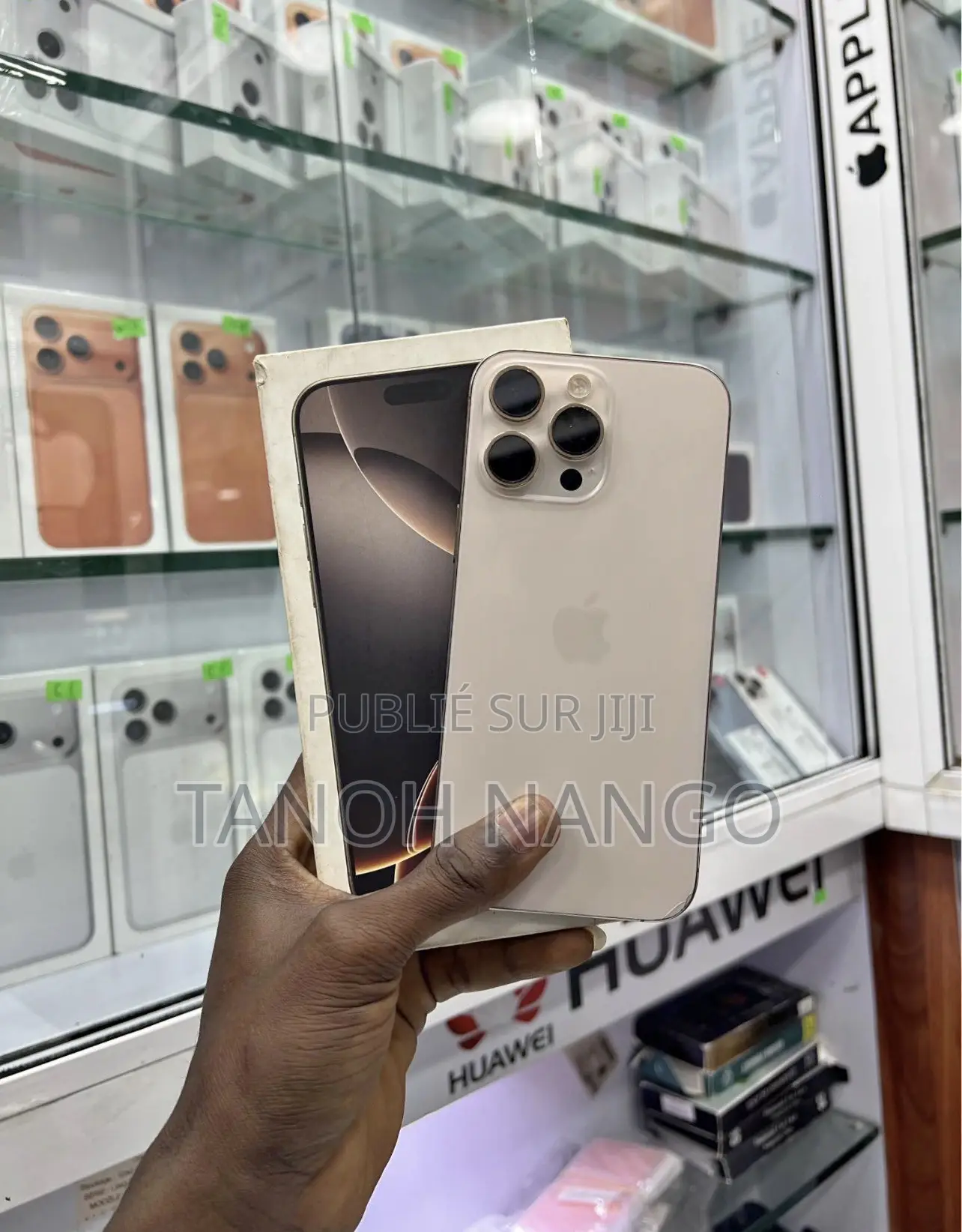 Pomme iPhone 16 Pro Max 256 GB Doré