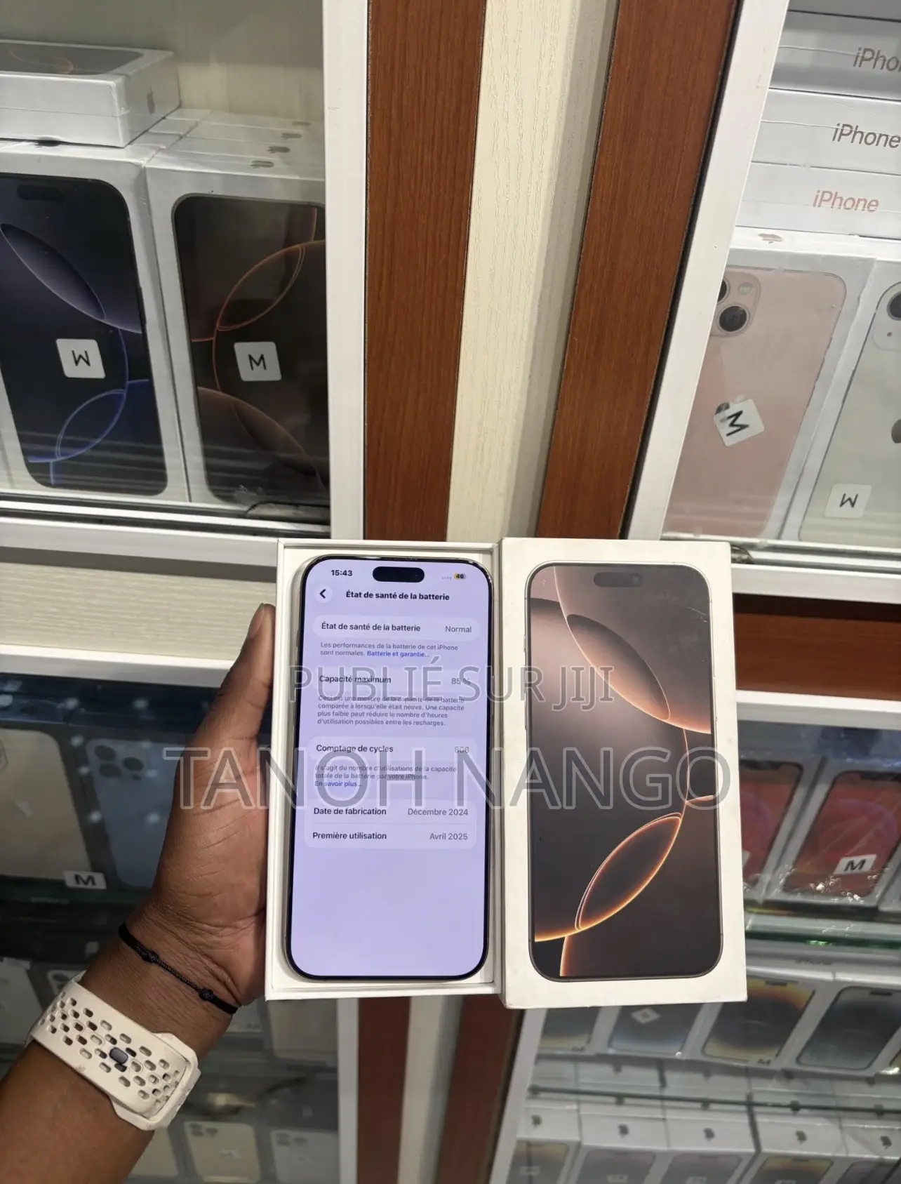 Pomme iPhone 16 Pro Max 256 GB Doré