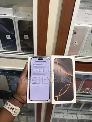 Pomme iPhone 16 Pro Max 256 GB Doré
