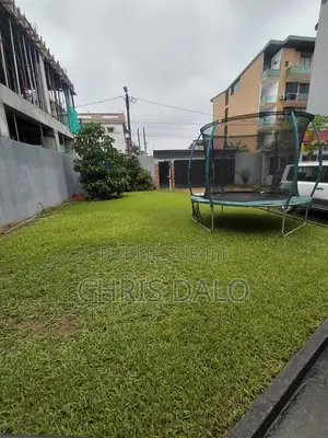 5chbre Villa dans Adebayor, Cocody à Vendre