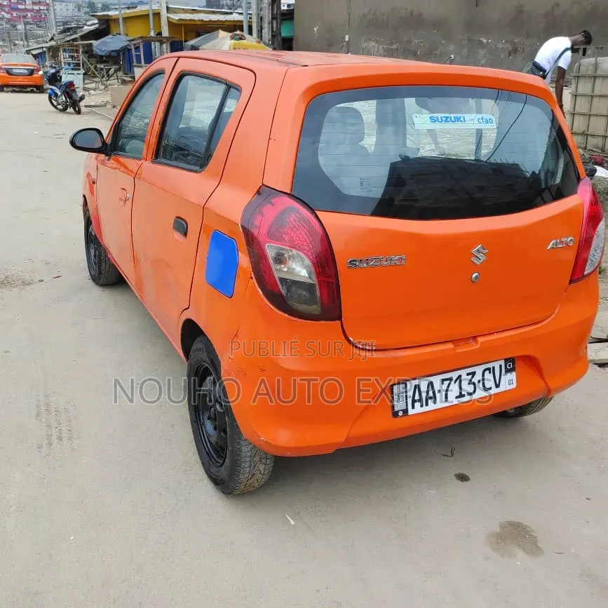 Suzuki Alto 2024 Orange