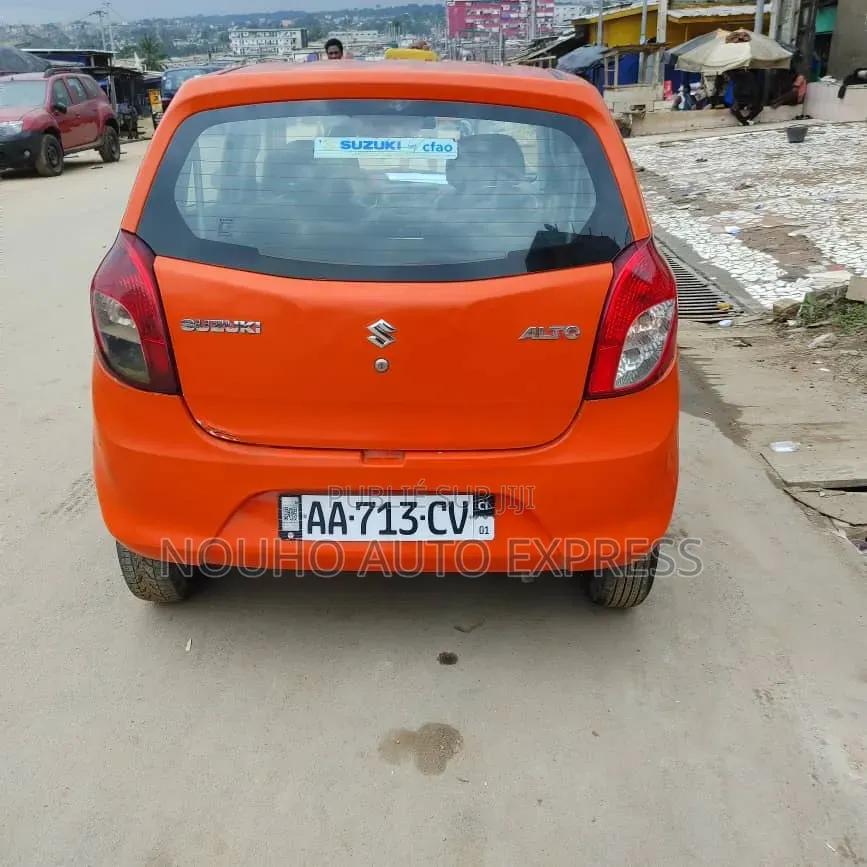 Suzuki Alto 2024 Orange