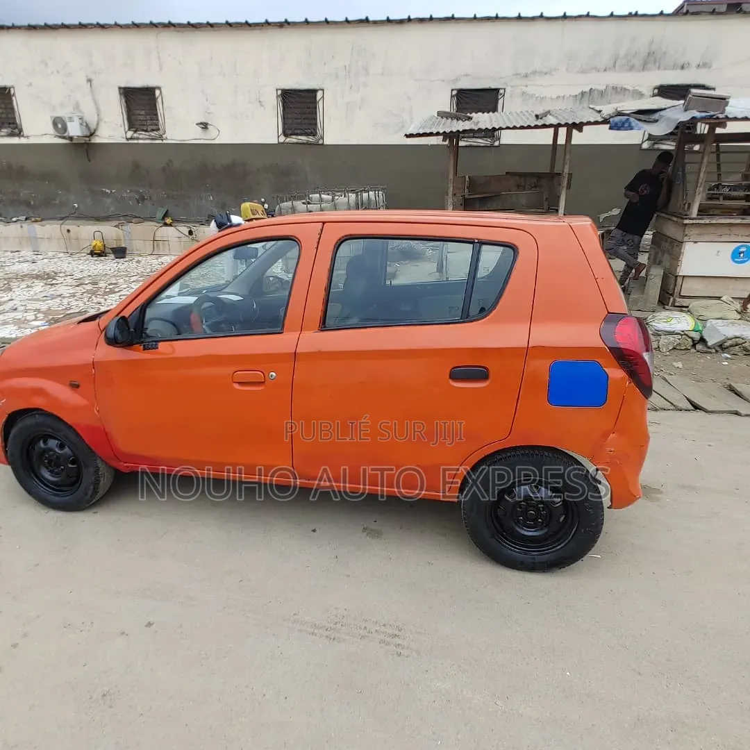 Suzuki Alto 2024 Orange