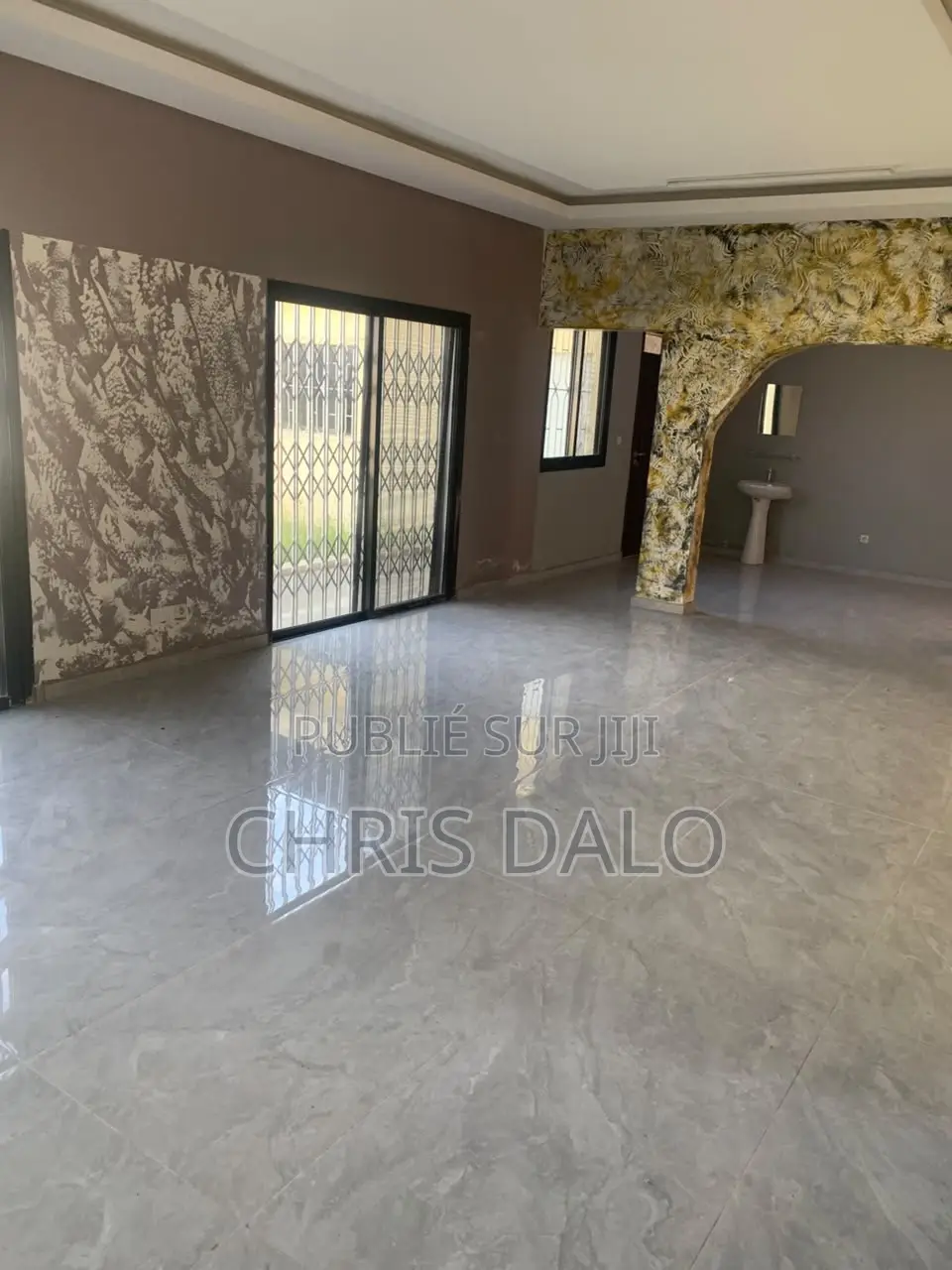 3chbre Villa dans Valentin, Cocody à Louer