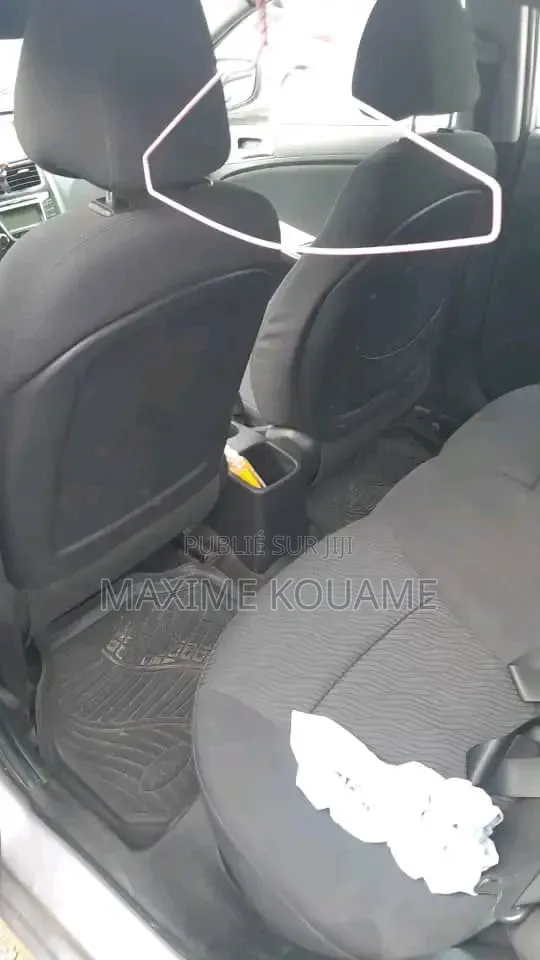 Hyundai Accent 2015 Gris