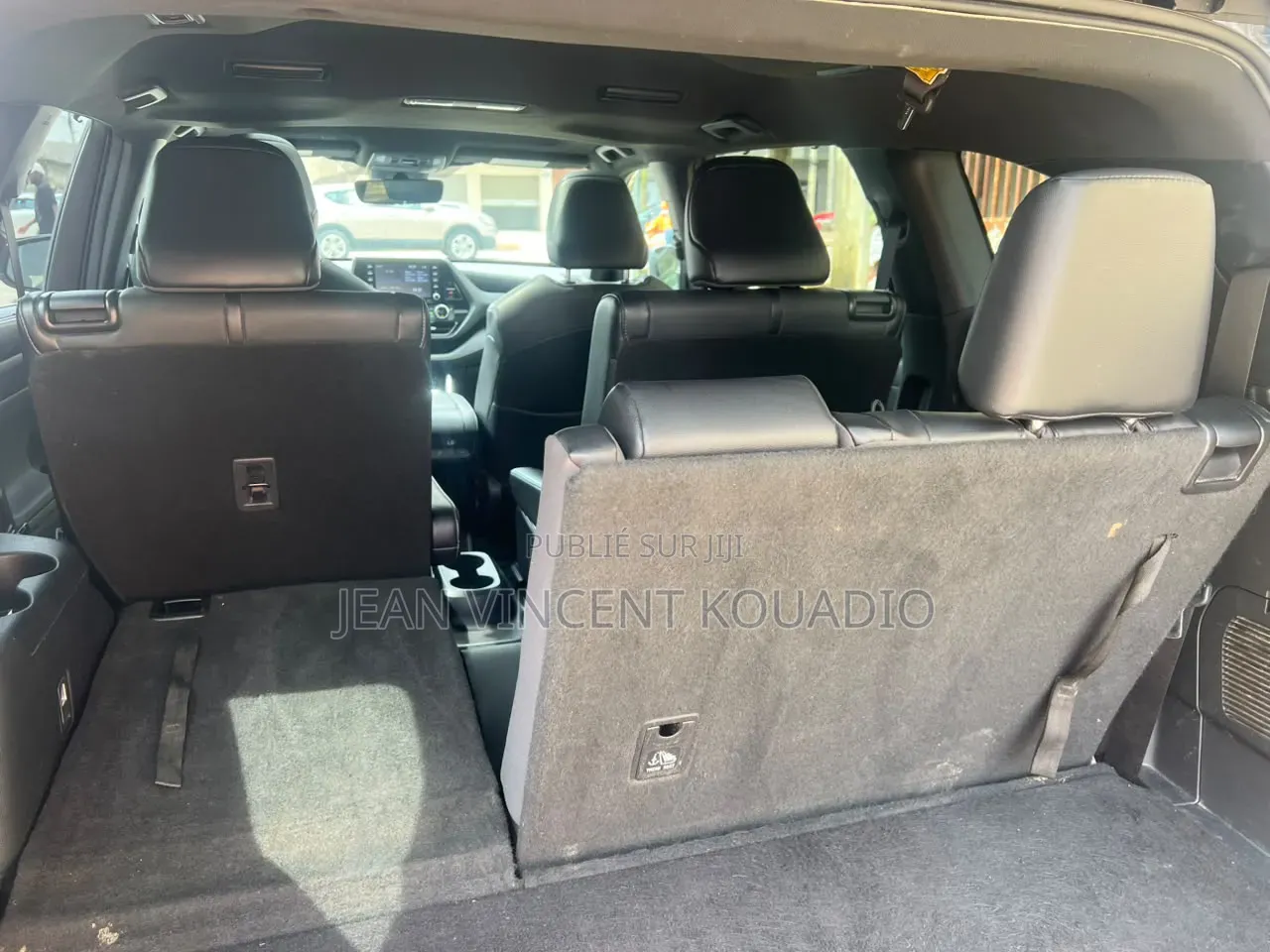 Nouveau Toyota Land Cruiser Prado 2025 Blanc cassé