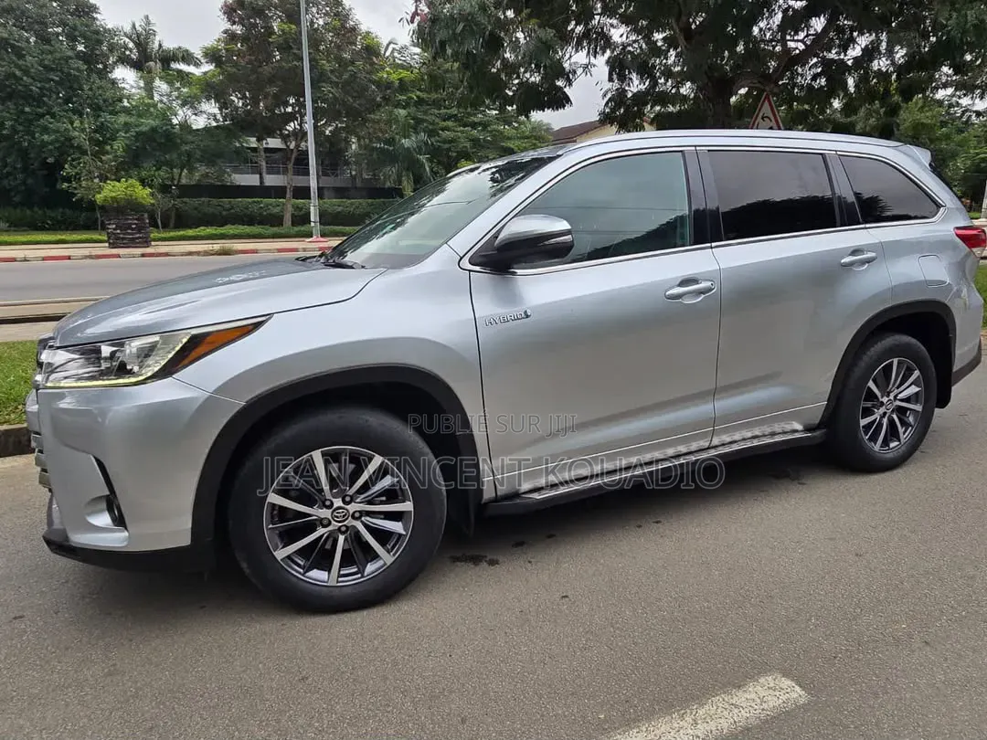 Toyota Highlander 2018 Gris