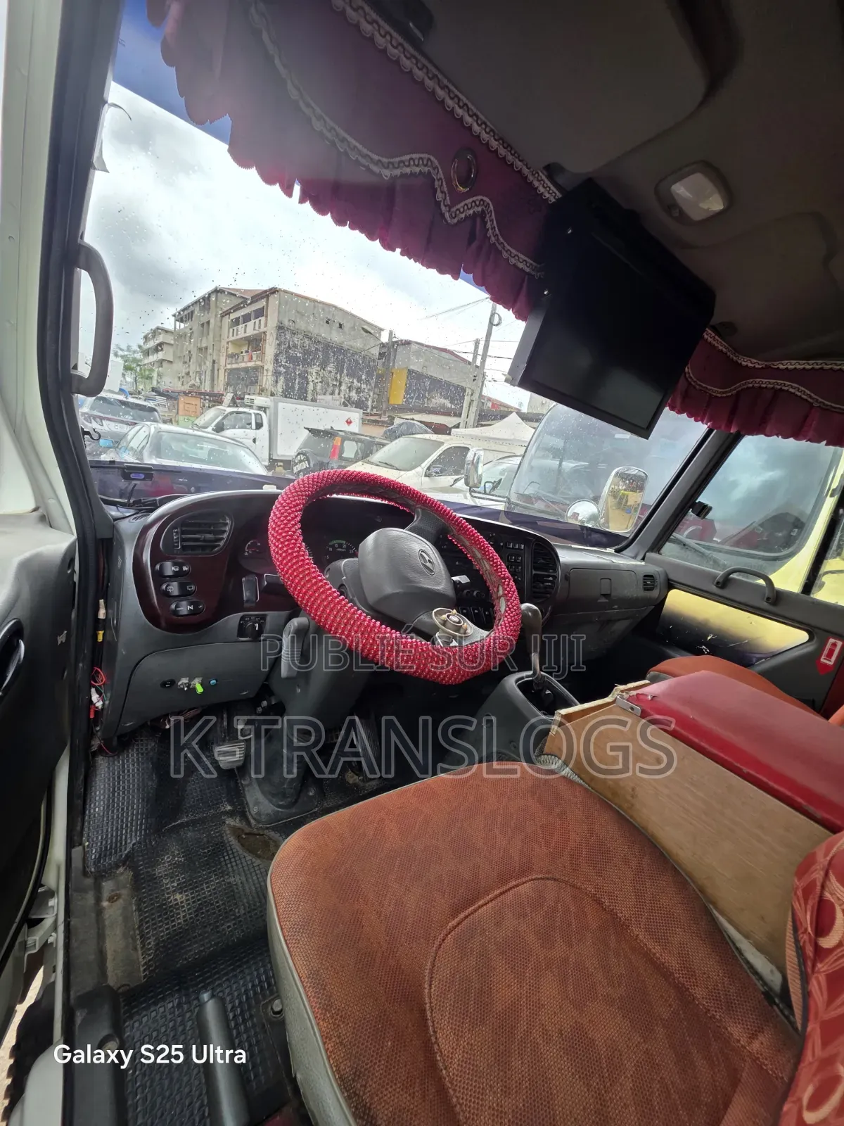 Hyundai County 2019 Beige