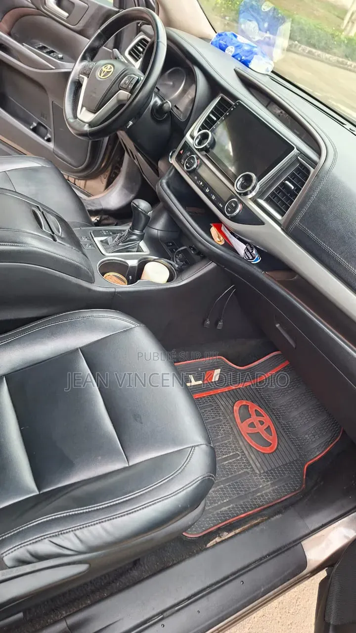 Toyota Highlander 2016 Marron