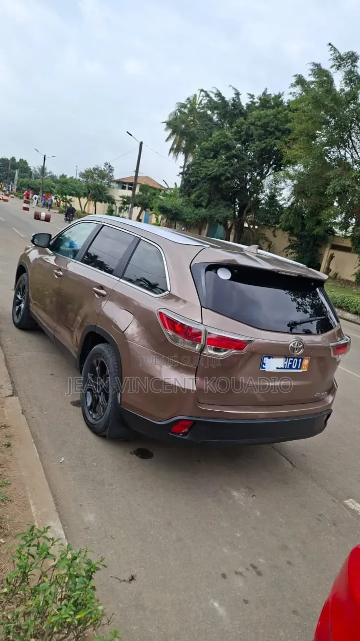 Toyota Highlander 2016 Marron