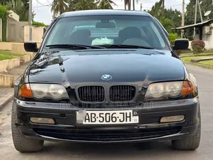 BMW 3 Series 325i RWD 2006 Noir Mat