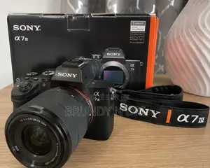 Sony Alpha A7 Iii + Objectif 28-70mm Oss