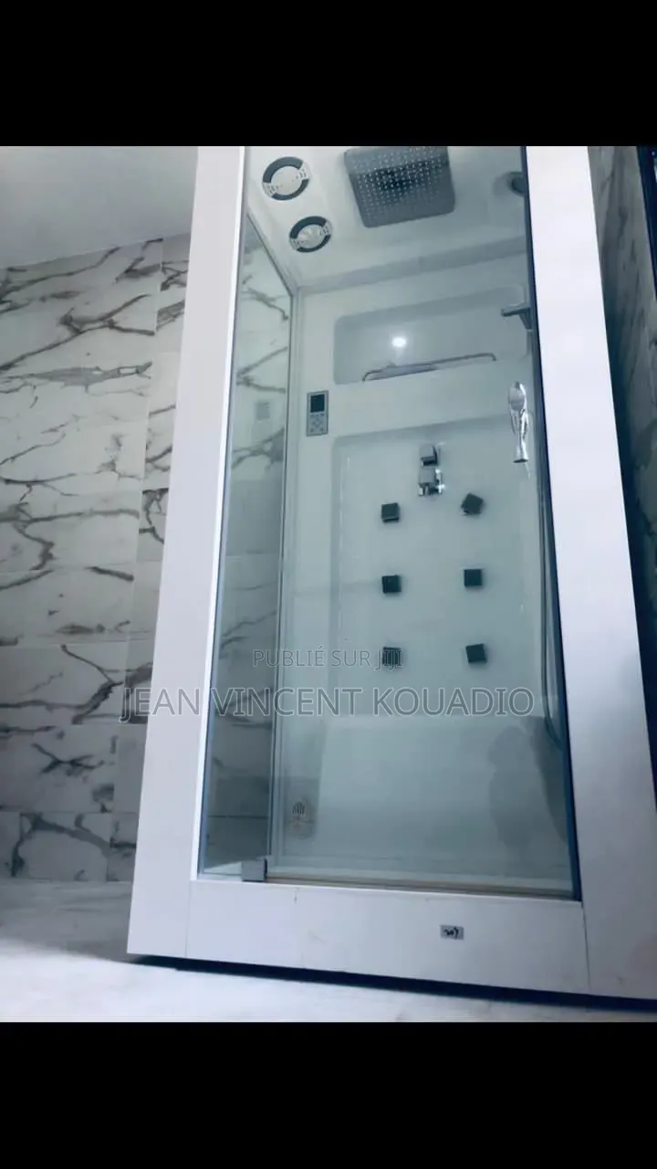 8chbre Appartement dans Villa Duplex, Cocody à Vendre